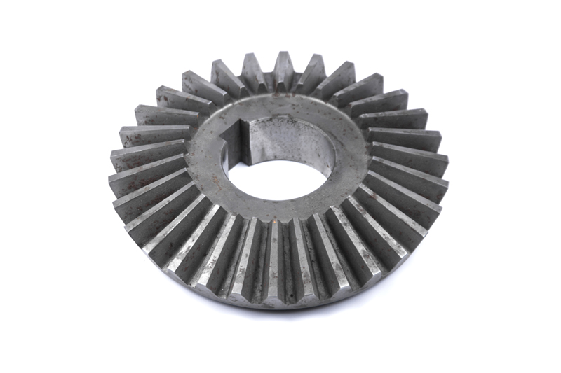 Celikel konusno tanjirasti zupčanik reduktora