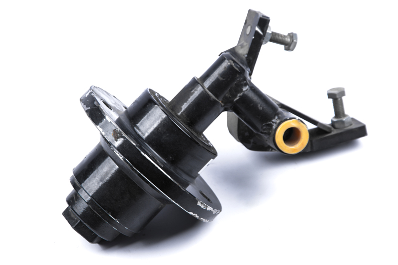 Celikel nosač točka dvorednog silo kombajna