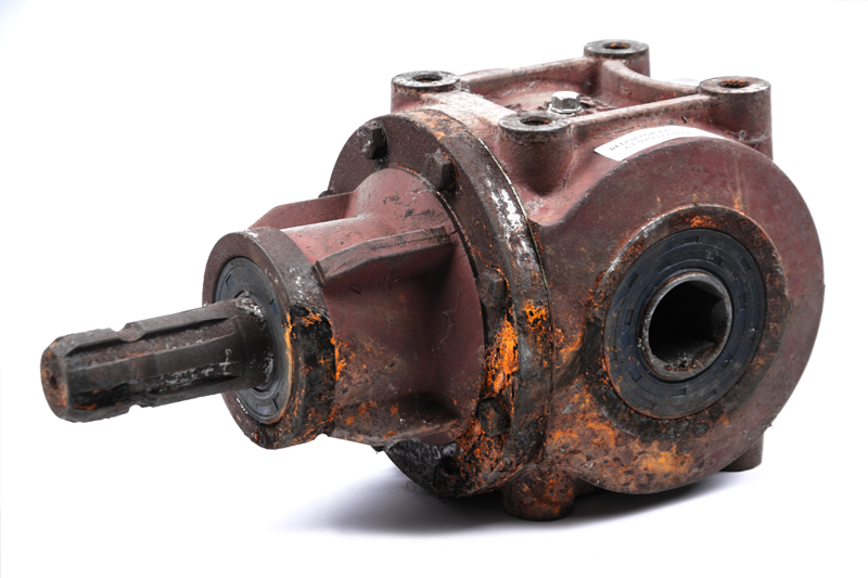 Celikel reduktor prikolice za stajnjak