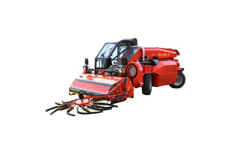 GF JOLLY 4x4 samohodna mašina za sakupljanje lešnika 