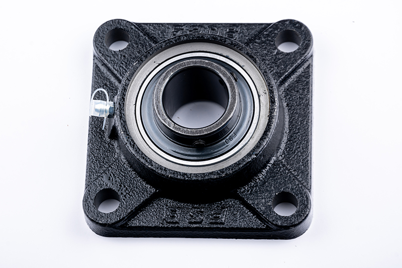 Ležaj sa kućištem UFC206 GF mašine za sakupljanje lešnika