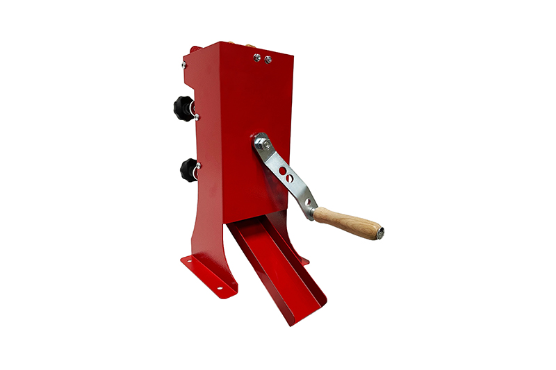 Feucht Obsttechnik ručna krckalica lešnika i oraha – do 15 kg/h