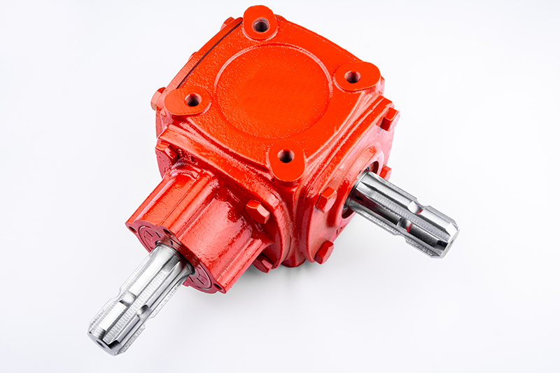 Reduktor 1000 o/min GF mašine za sakupljanje lešnika