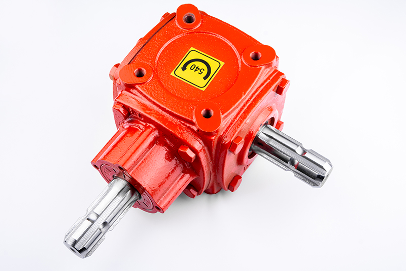 Reduktor 540 o/min GF mašine za sakupljanje lešnika