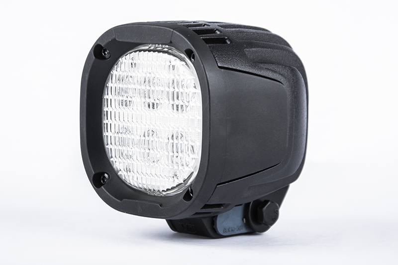 TYRI 1010 XP-9 3200 – LED radno svetlo