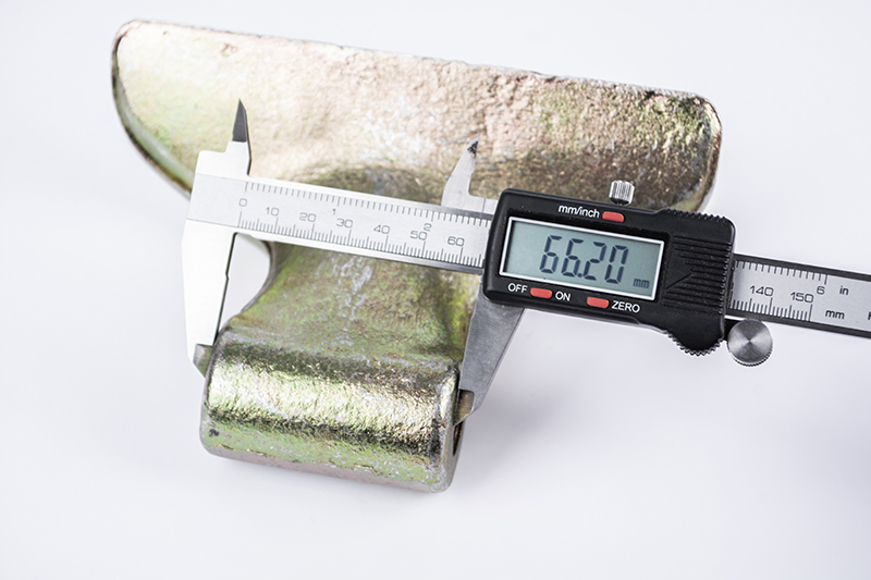 Čekić za Mulčere 2.290kg - 180mm x 70mm x 104mm