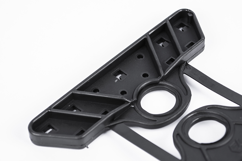 Arno Magnum 113 × 45 – spojnica za zatezanje mreže