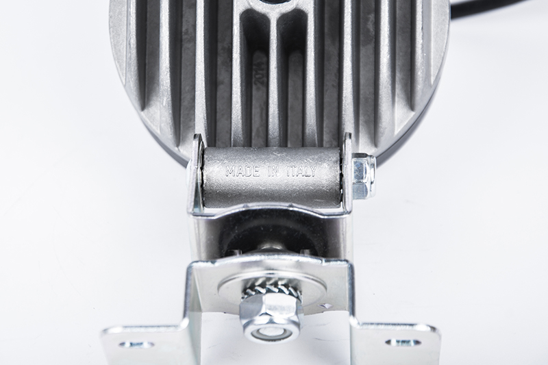 AJ.BA Compact 1000 – LED radno svetlo (prizmatično sočivo)