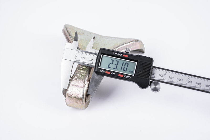 Čekić za Mulčere 0.730kg - 105mm x 22mm x 105mm