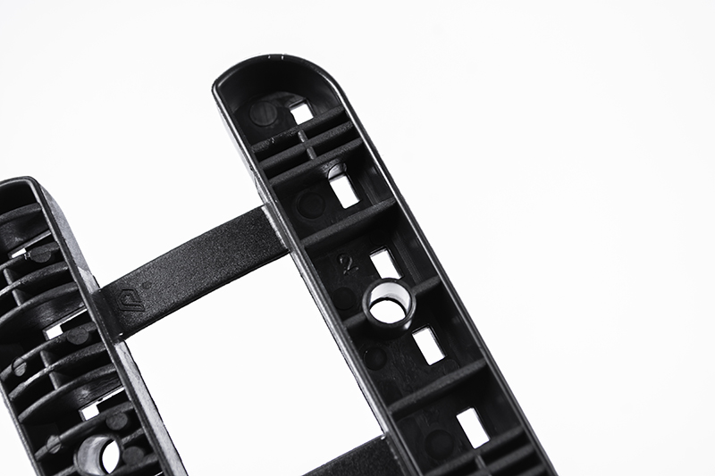 Arno Rolle 2 100 × 21 – spojnica za kačenje mreže