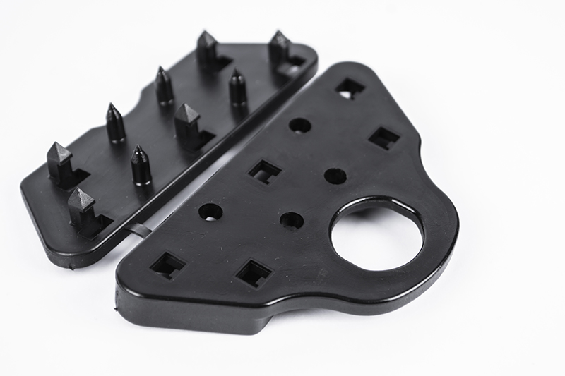 Arno Nina 78 × 45 – spojnica za zatezanje mreže