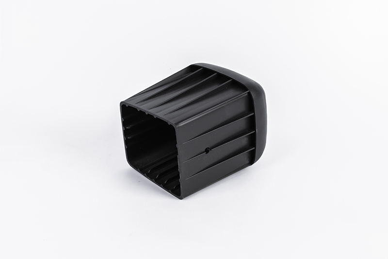 Arno Qubo 7 × 8 – kapa za betonske stubove